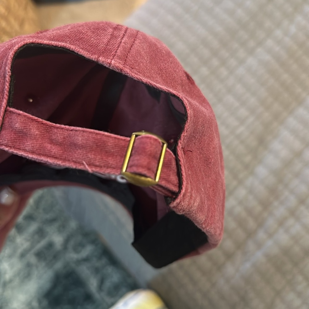 🧢🧢 Adjustable ball cap 🧢🧢 - Picture 2 of 3